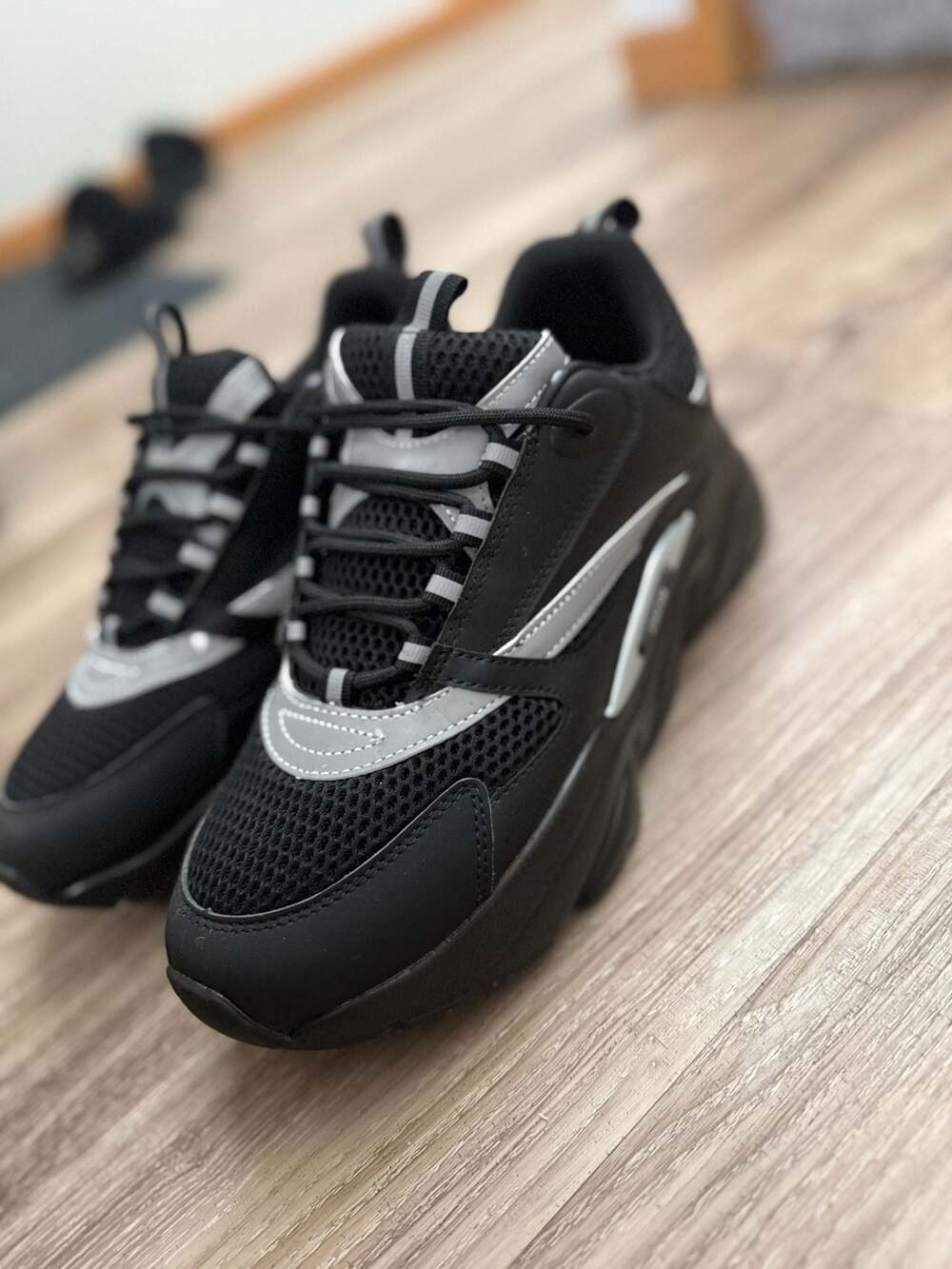 Dior B22 Sneakers Black Size 43 - Picture 3 of 6